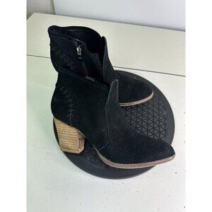 Marc Fisher LTD Women's Size 8 M Black Suede Leather Ankle Boot